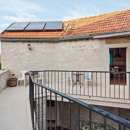 Apartment Quaint In With Balcony